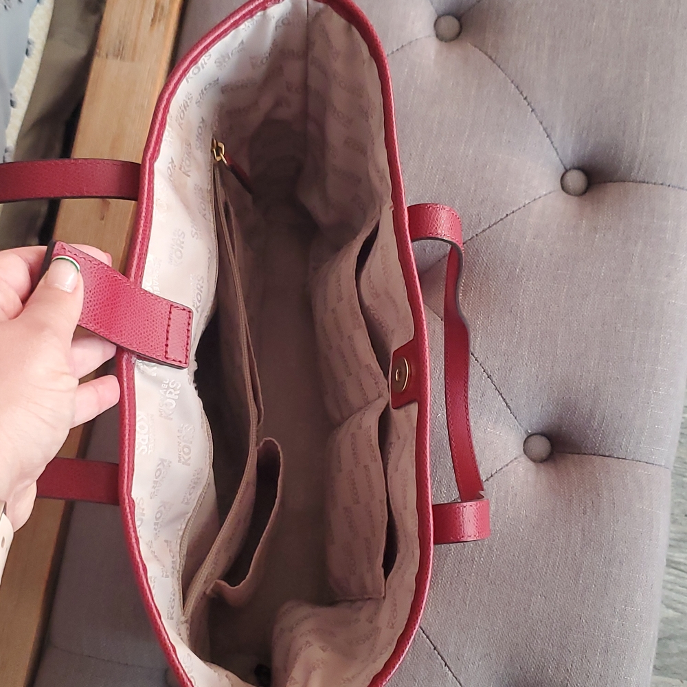 MICHAEL KORS Purse - Picture 3 of 10